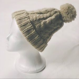 H&M knitted hat.